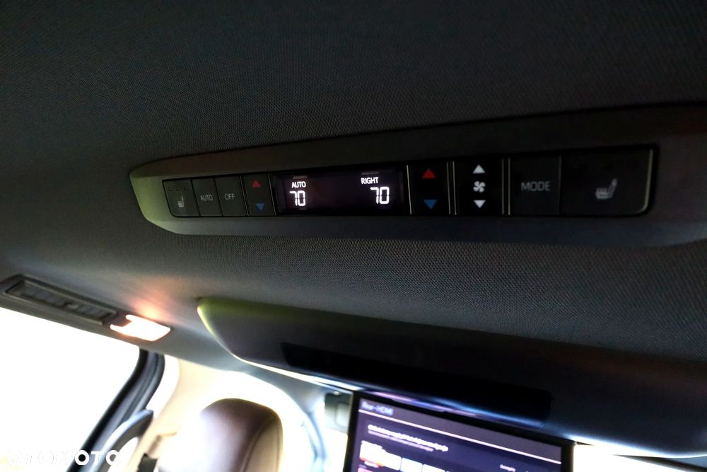 Toyota Sienna - 14