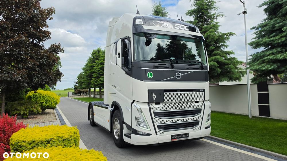 Volvo VOLVO///FH///500///2023/// GLOBETROTTER///XXL///1 TURBINA/// NOWE OPONY///KLIMATYZACJA POSTOJOWA///ZABUDOWY MIĘDZYOSIOWE///KAMERA/// VIRTUAL COCPIT///TABLET///STAN  BARDZO DOBRY - 3