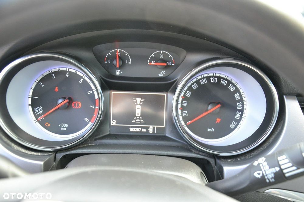 Opel Astra - 24