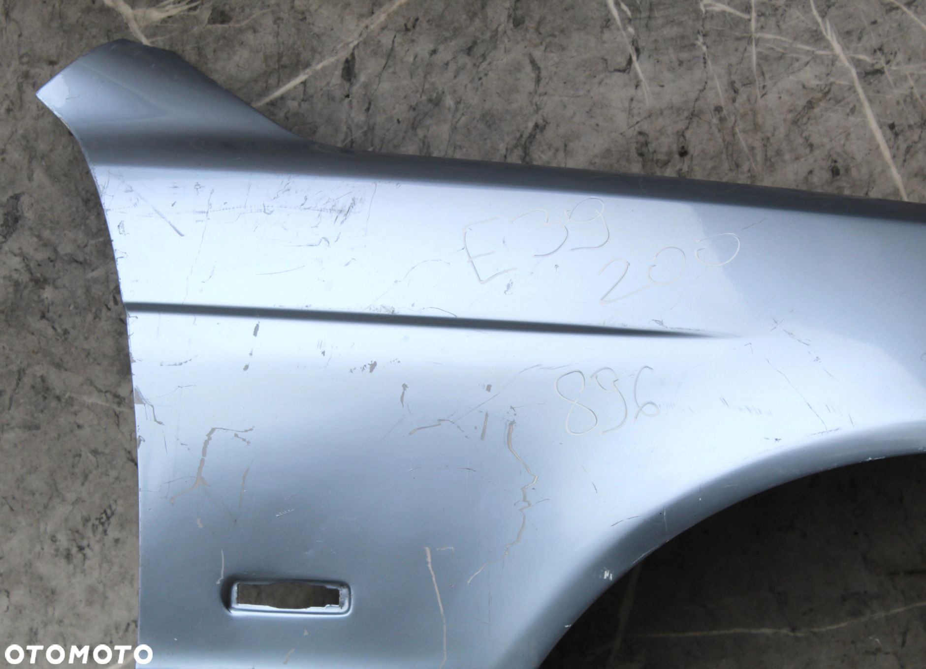 BŁOTNIK PRAWY PRZÓD BMW E39 896 BLUEWATER - 3