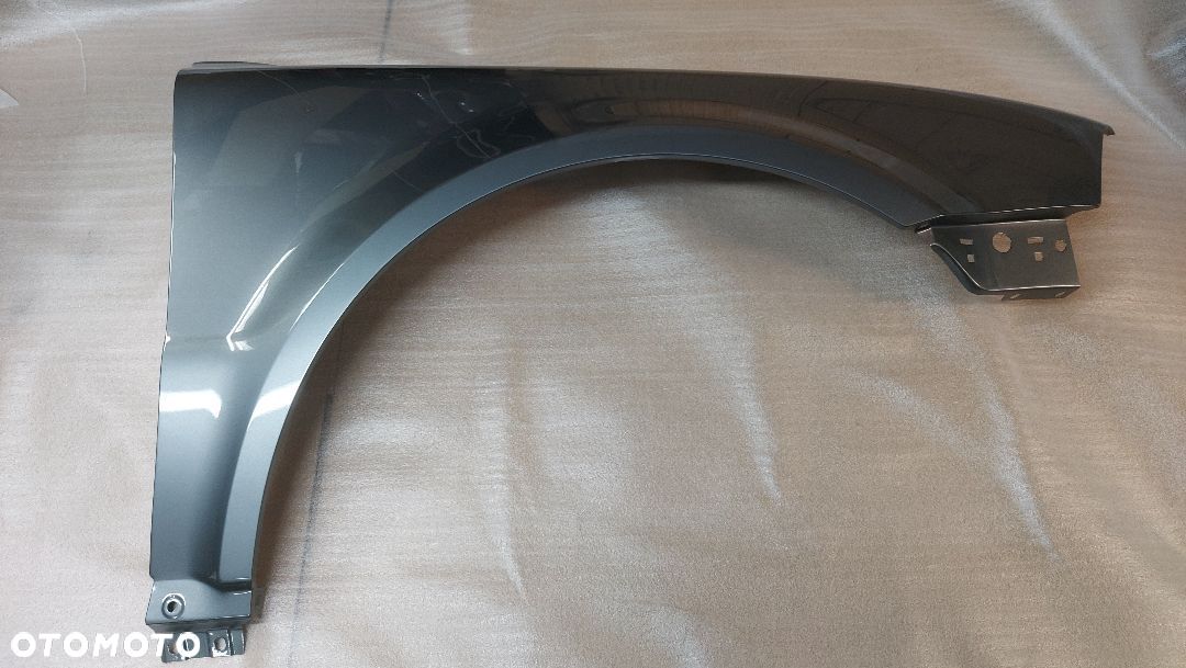 PASSAT B5 FL LIFT 03-05r BŁOTNIK PRAWY LA7T CYNK. - 1