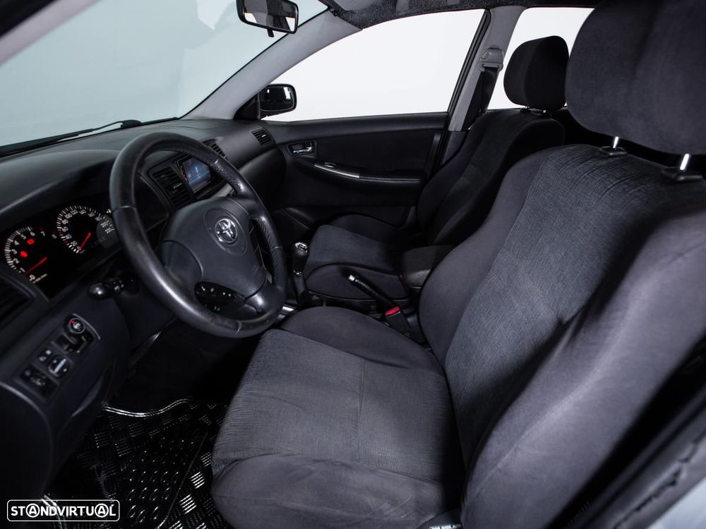Toyota Corolla - 7