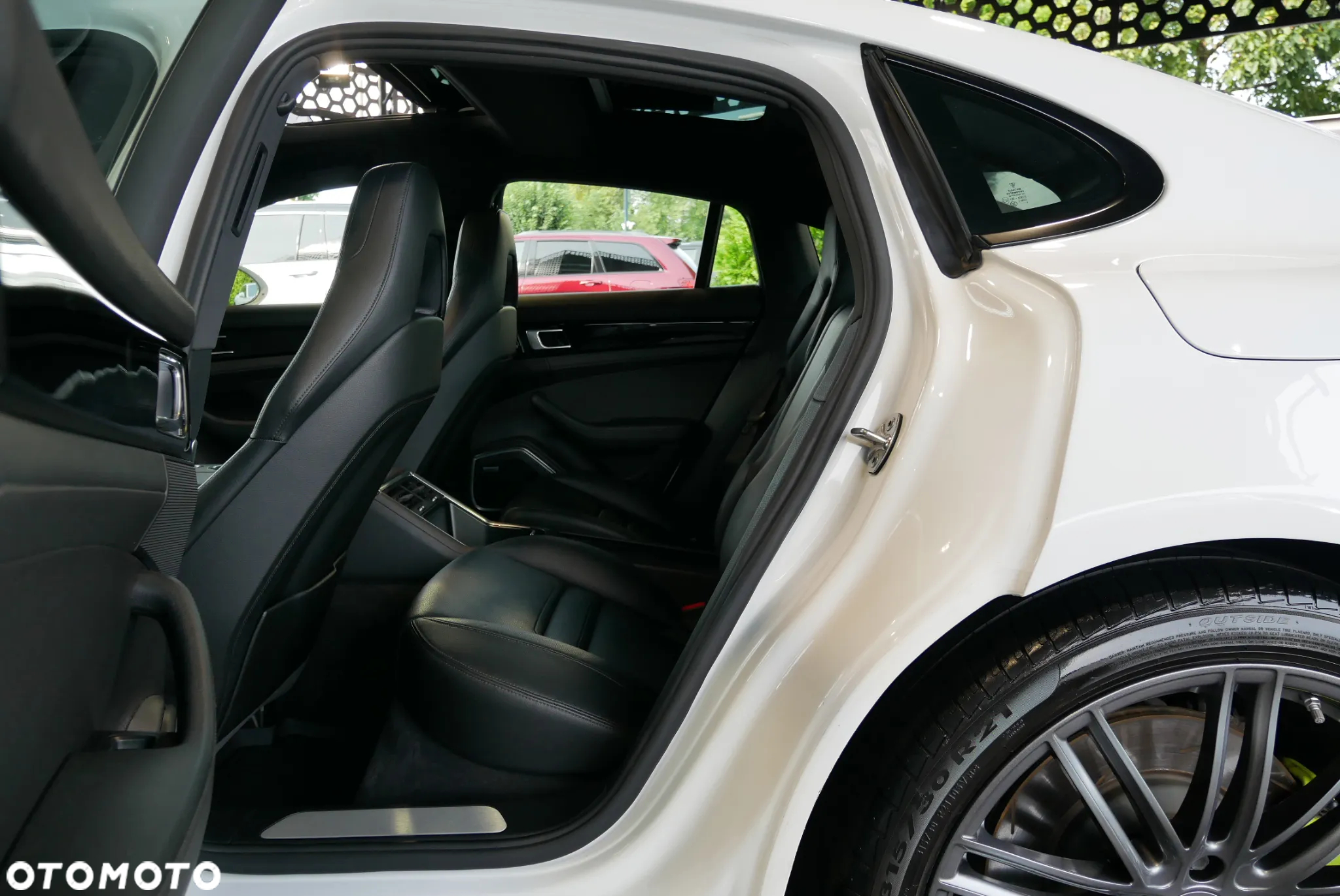 Porsche Panamera - 10
