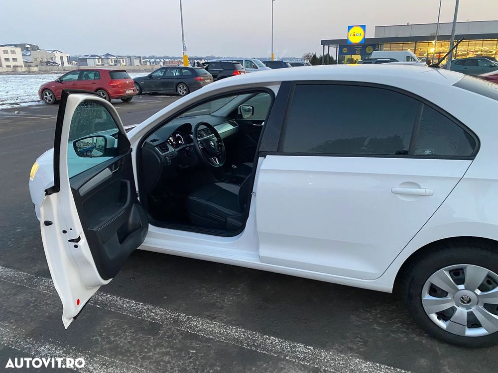 Skoda RAPID 1.0 TSI Avantaj - 35