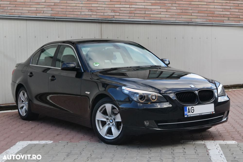 BMW Seria 5 520d Touring - 2
