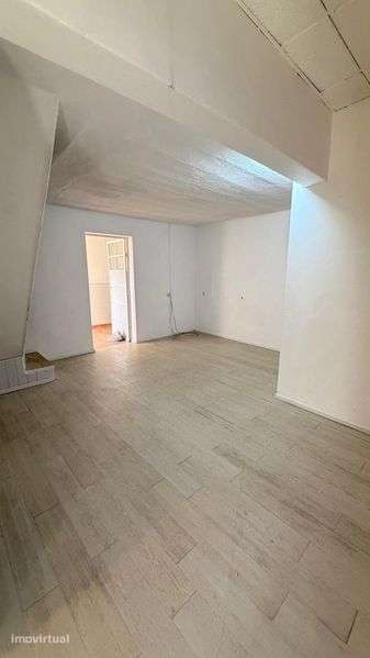 Moradia T2 , perto centro Ovar - Grande imagem: 5/9