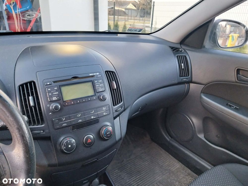Hyundai i30 1.4 Classic + EU5 - 9