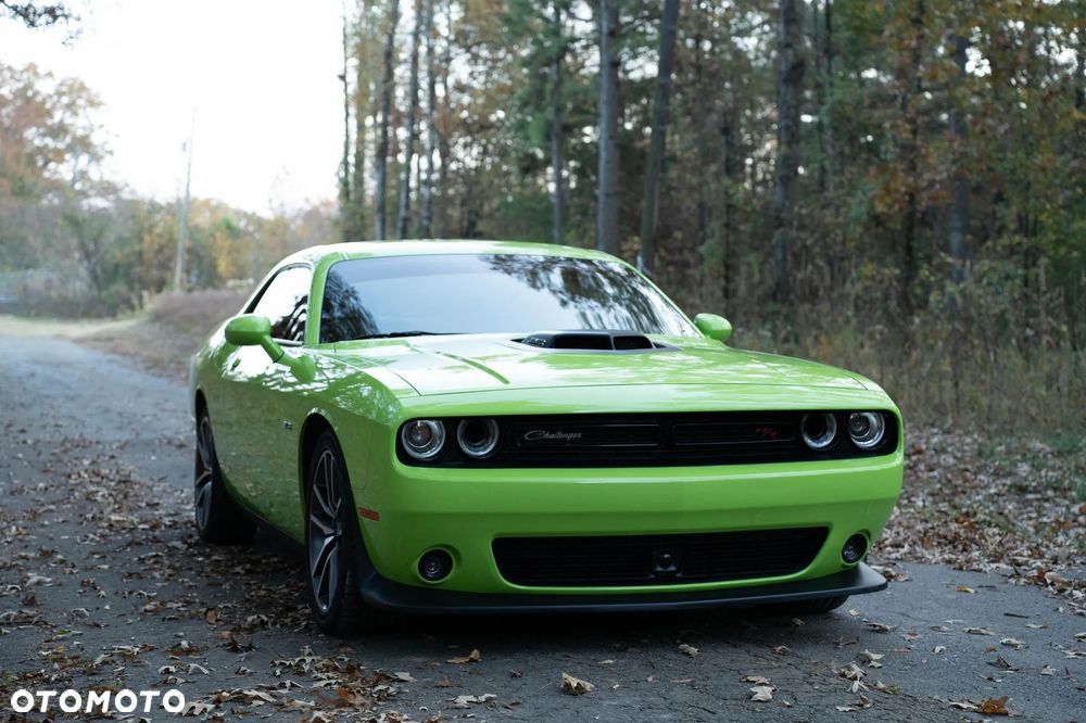 Dodge Challenger 5.7 R/T - 23