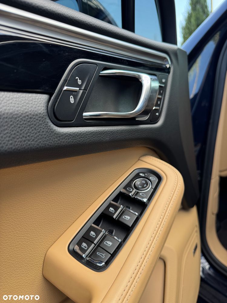 Porsche Macan GTS - 18