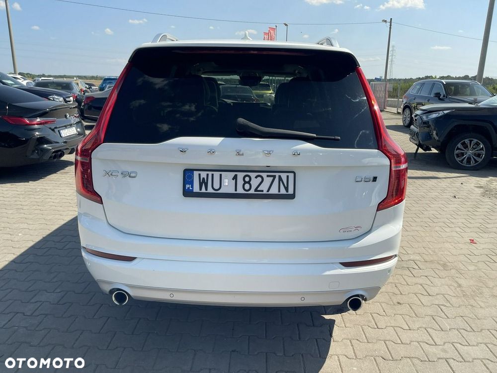 Volvo XC 90 D5 AWD Geartronic Momentum - 3