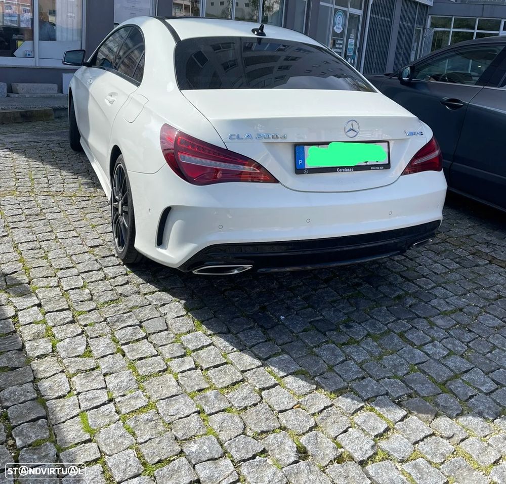 Mercedes-Benz CLA 200 - 4