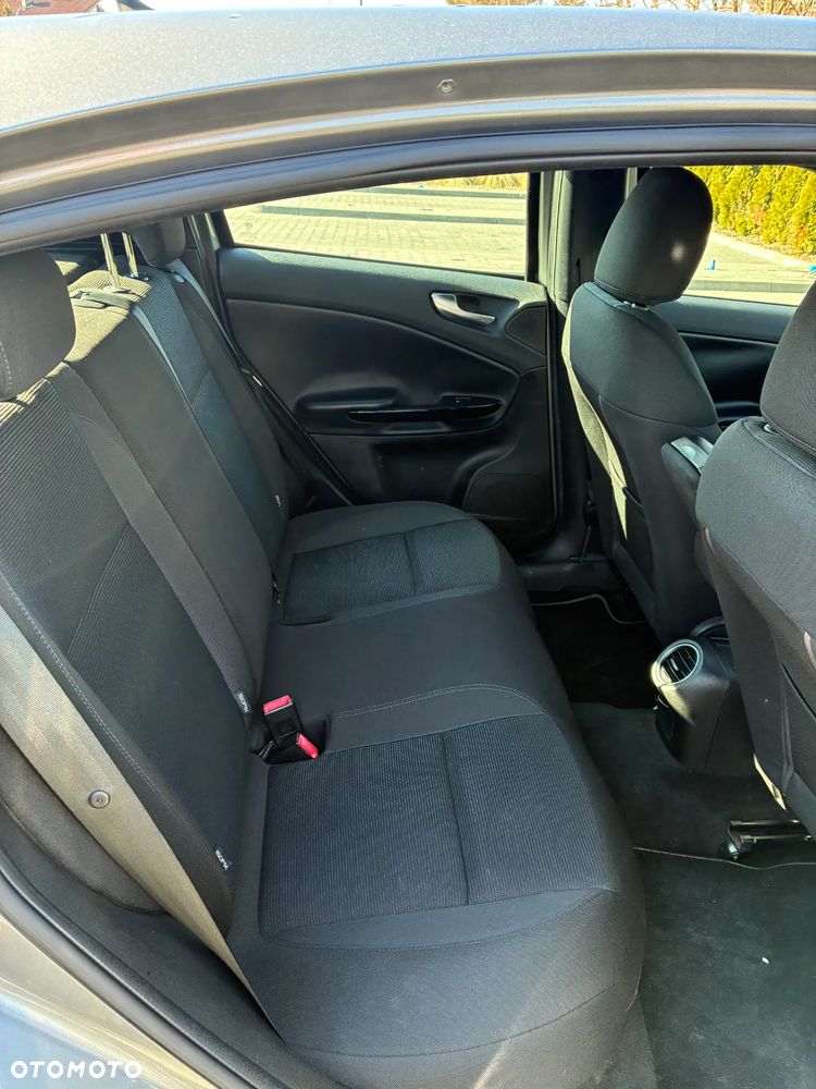 Alfa Romeo Giulietta 1.6 JTDM Distinctive - 11