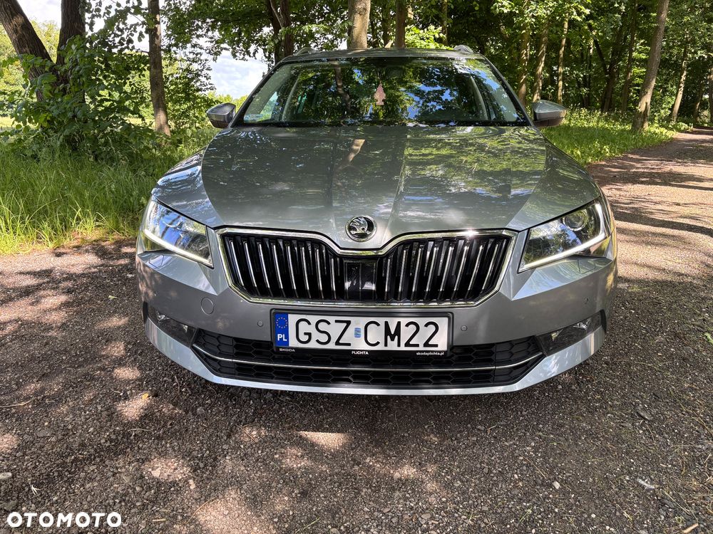 Skoda Superb 2.0 TDI SCR 4x4 L&K DSG - 8