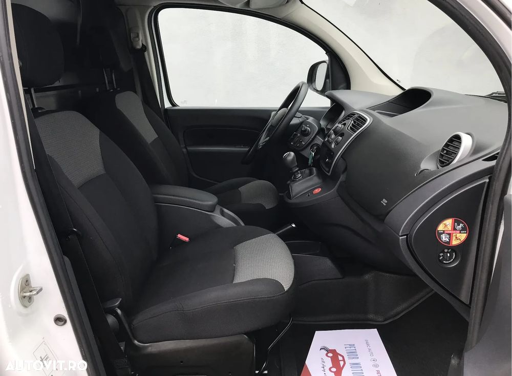 Renault Kangoo BLUE dCi 95 Intens - 15
