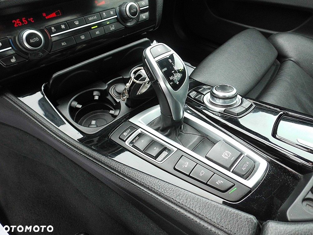 BMW Seria 5 535d xDrive Sport-Aut - 13