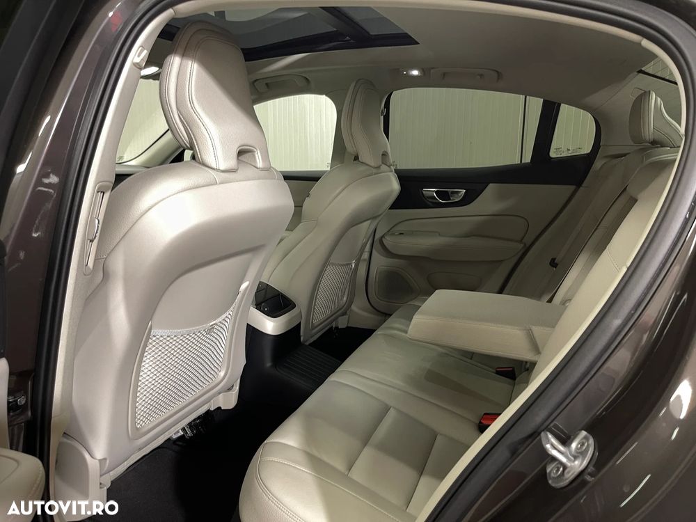 Volvo S60 T8 eAWD Inscription - 13