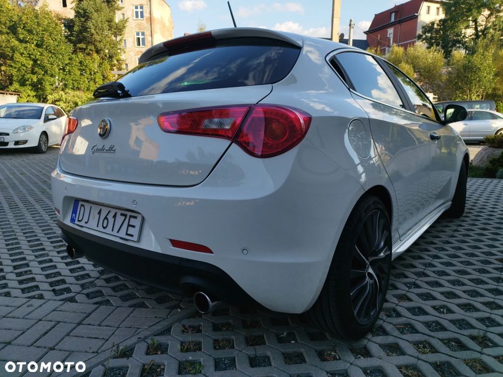 Alfa Romeo Giulietta 1750 TBi QV TCT - 9