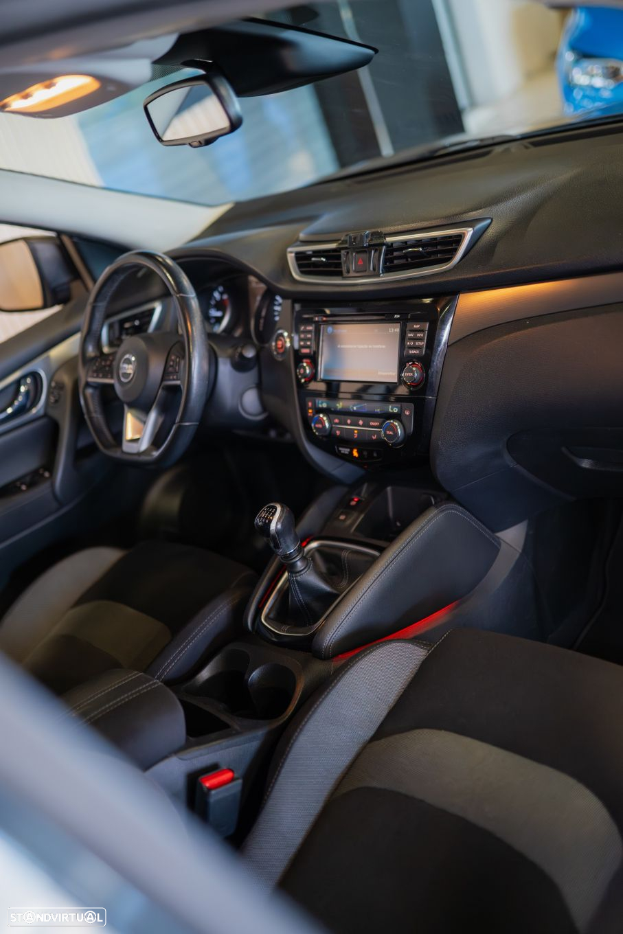 Nissan Qashqai 1.5 dCi N-Connecta - 21