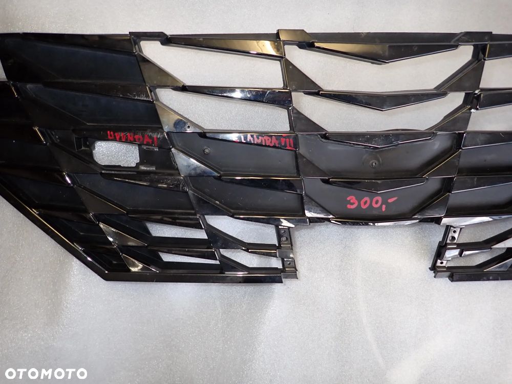 HYUNDAI ELANTRA VII GRILL - 2