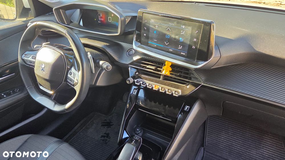 Peugeot 208 PureTech 100 EAT8 Active - 10