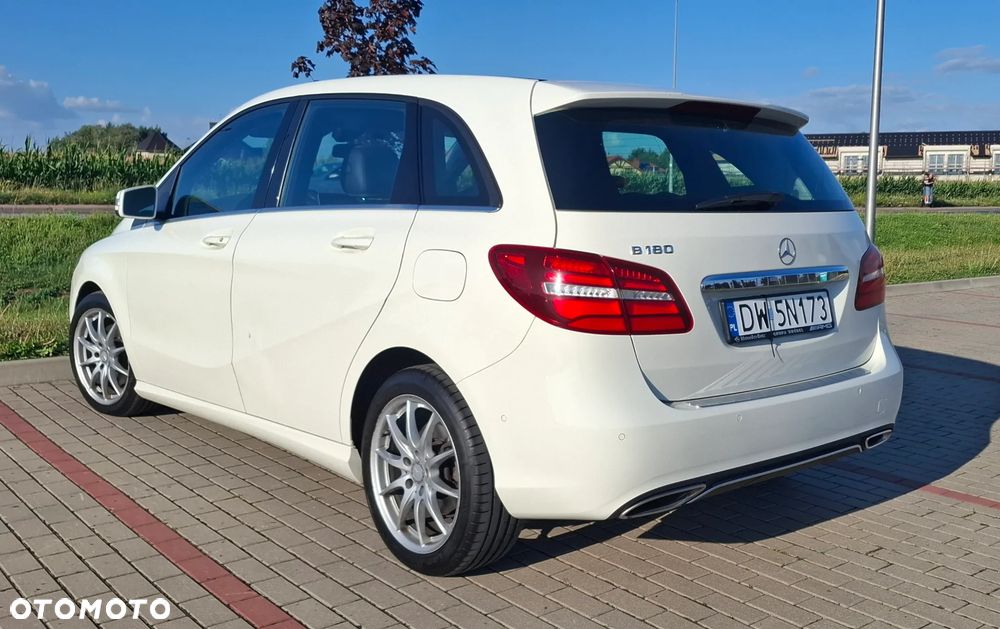 Mercedes-Benz Klasa B 180 7G-DCT Urban - 7