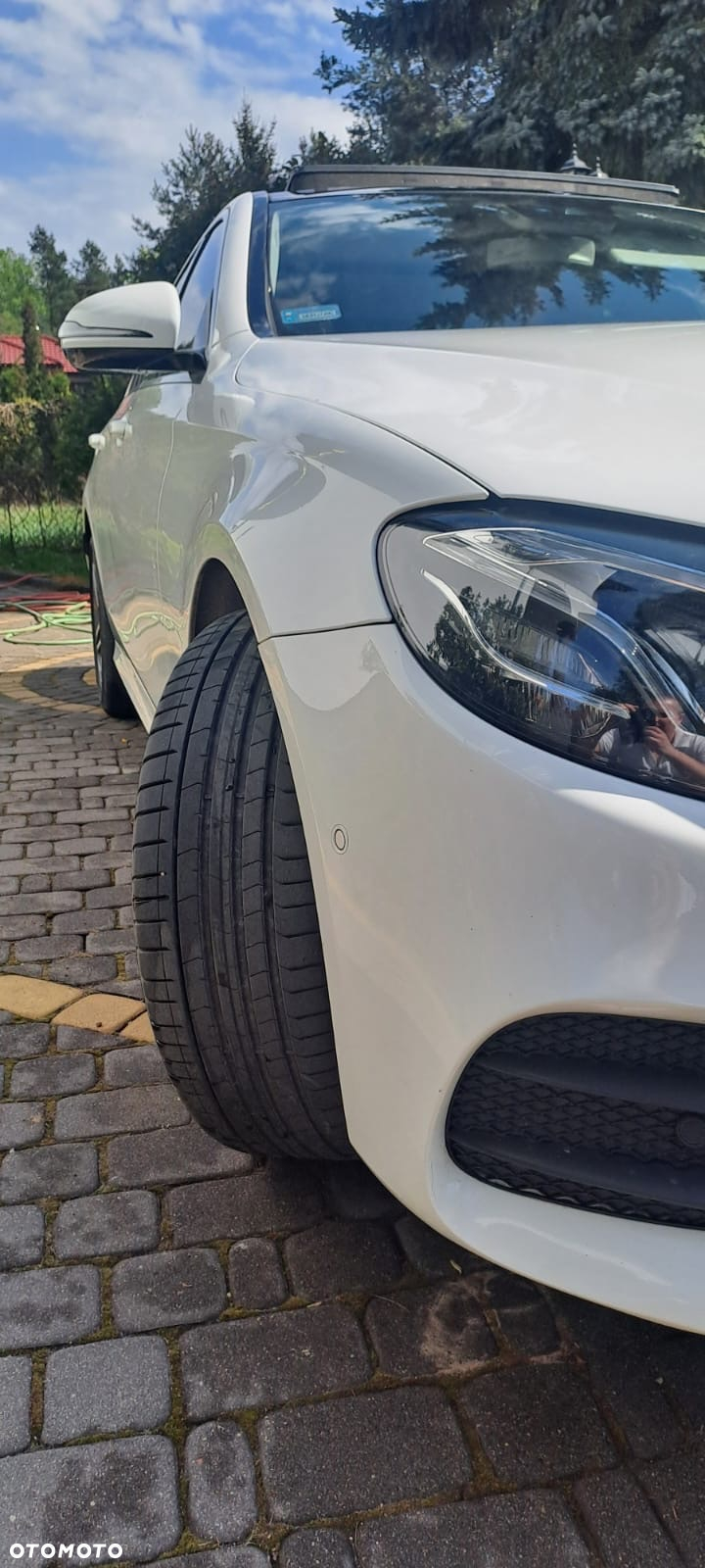 Mercedes-Benz Klasa E 220 d 4-Matic 9G-TRONIC - 29