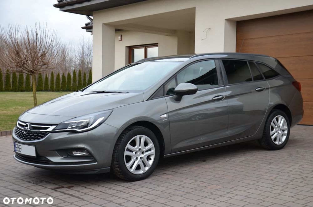 Opel Astra 1.4 Turbo ON - 1