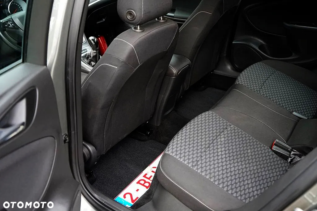 Opel Astra - 18