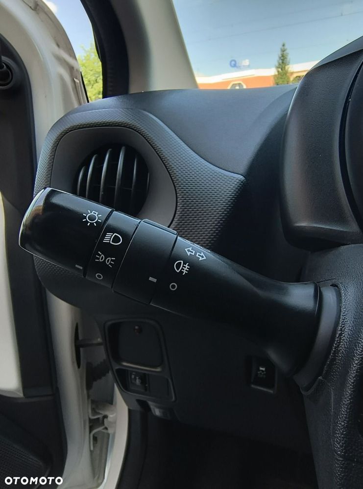 Toyota Aygo x-cite - 30
