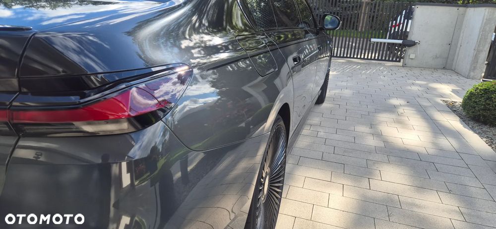 BMW Seria 7 - 27