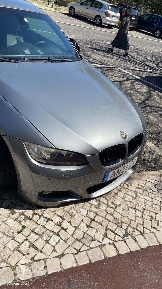 BMW 320 d Cabrio Intense — fotografia 3