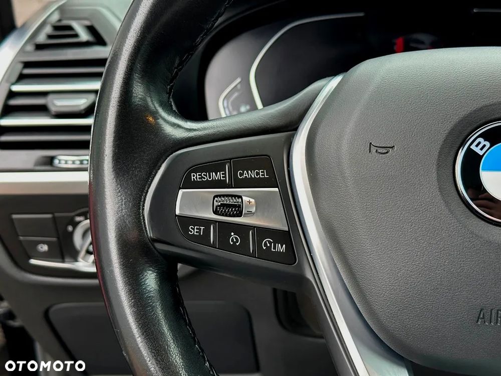 BMW X3 xDrive20i - 15