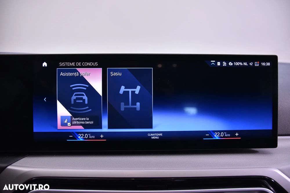 BMW Seria 3 318i Touring Aut. - 23