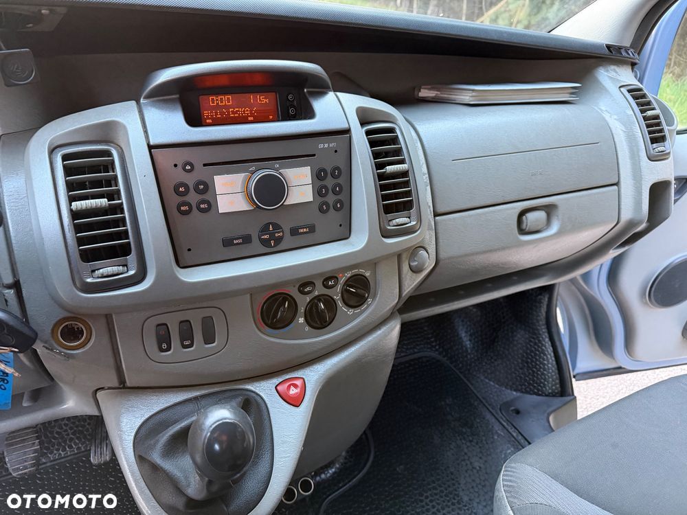 Opel Vivaro - 21