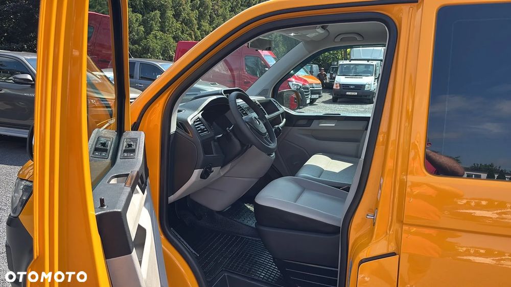 Volkswagen Transporter - 8