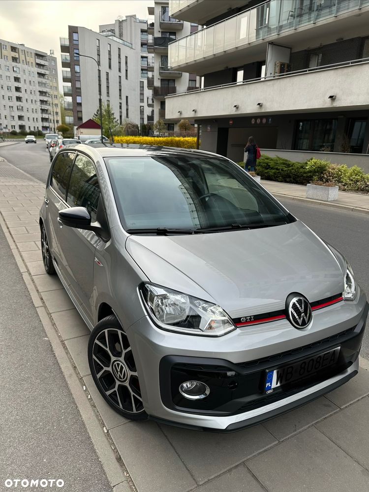 Volkswagen up! 1.0 TSI GTI - 2