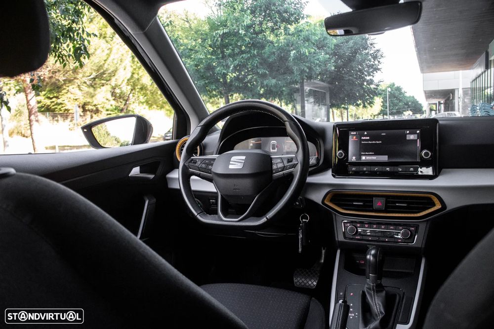 SEAT Arona 1.0 TSI Style DSG - 32