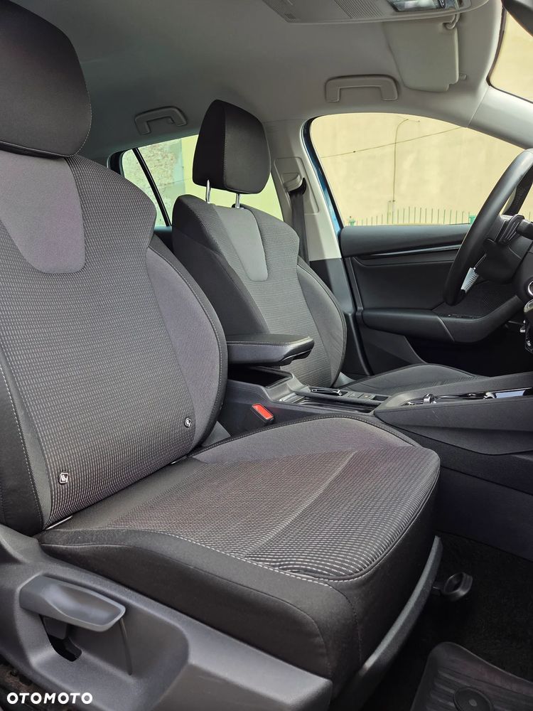 Skoda Octavia 2.0 TDI SCR Ambition DSG - 17