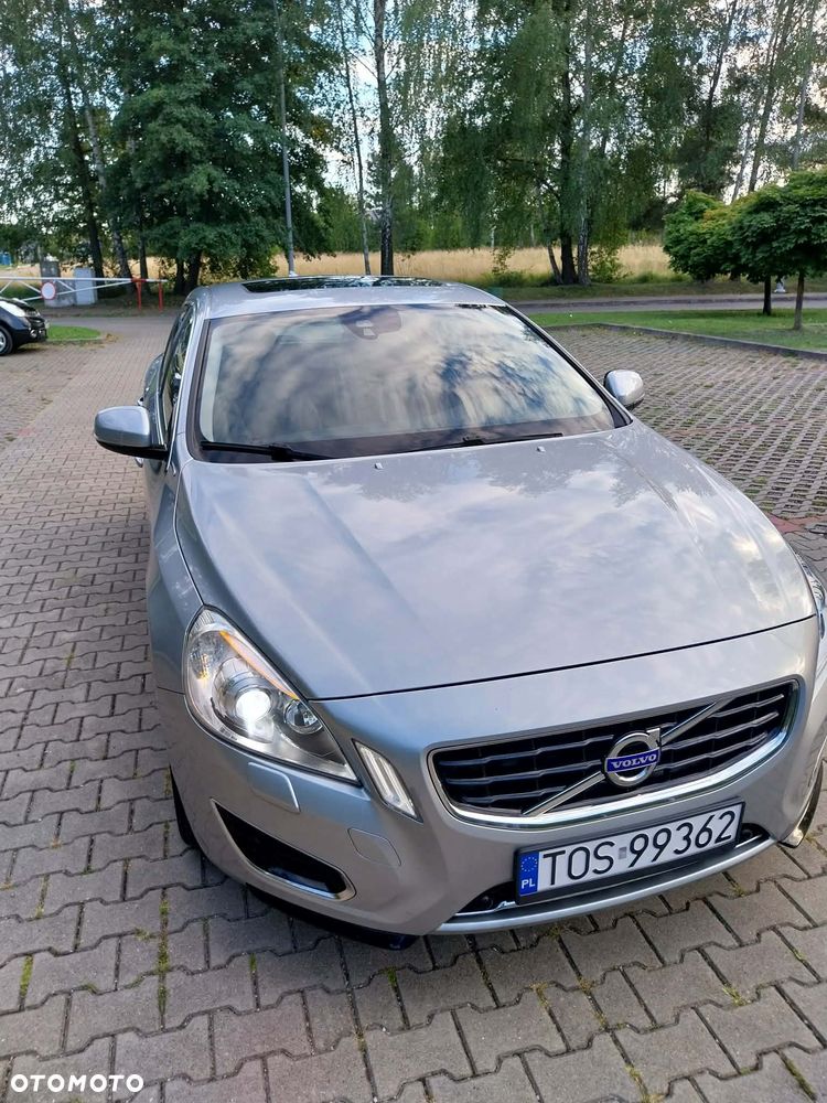Volvo V60 D5 AWD R-Design Summum - 6