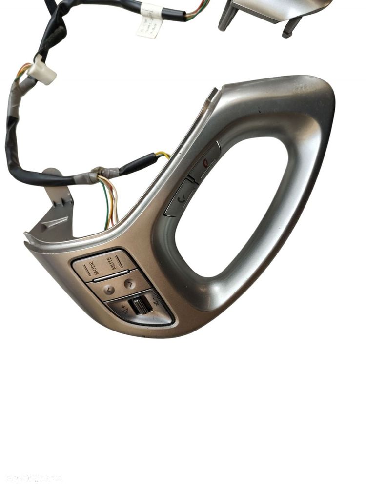 PRZYCISKI MULTIFUNKCJI KIEROWNICY HYUNDAI IX35 96700-2S500 96700-2S300 - 3