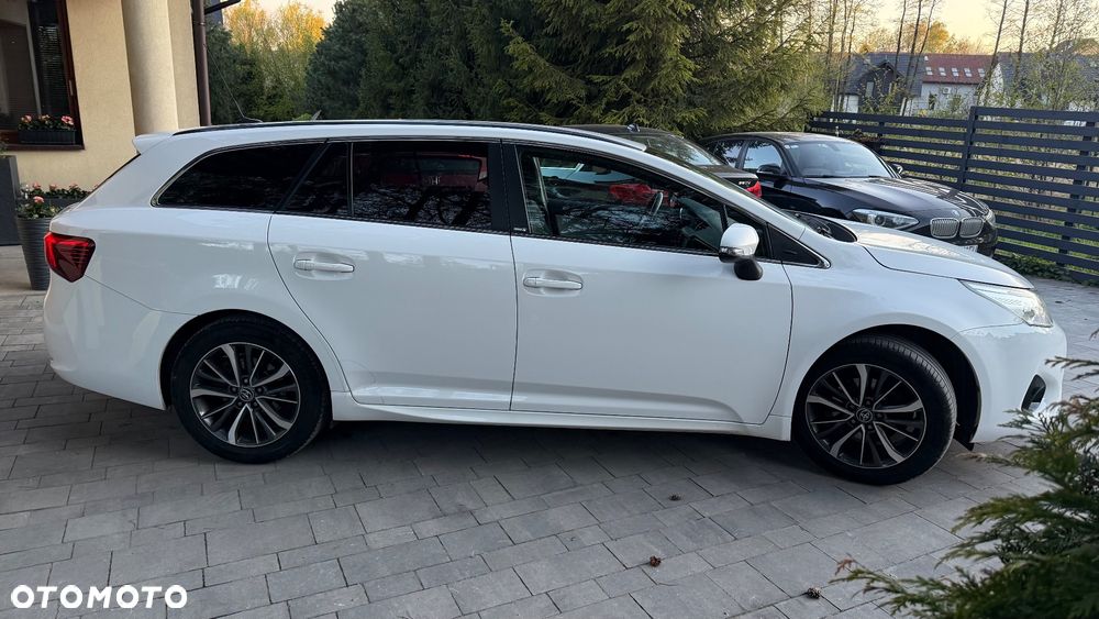Toyota Avensis Touring Sports 1.8 Edition S+ - 14