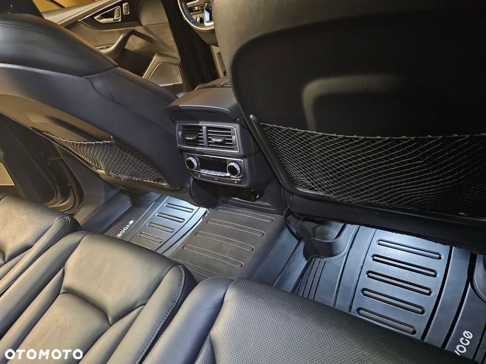 Audi SQ7 4.0 TDI Quattro Tiptronic - 22