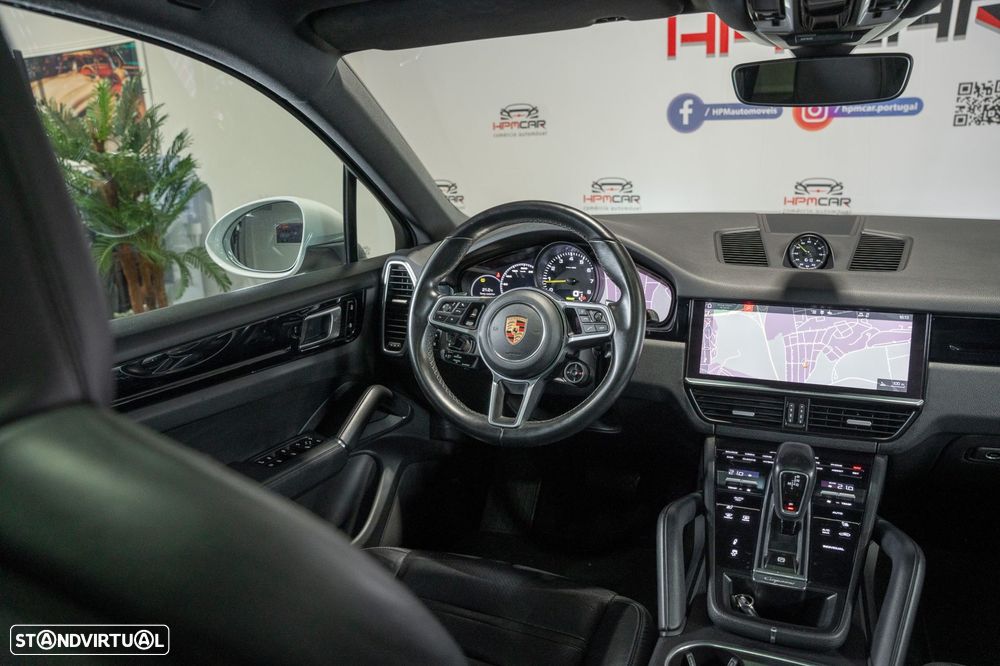 Porsche Cayenne Coupé E-Hybrid - 18