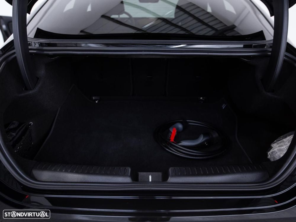 Mercedes-Benz CLA 200 EQ - 15