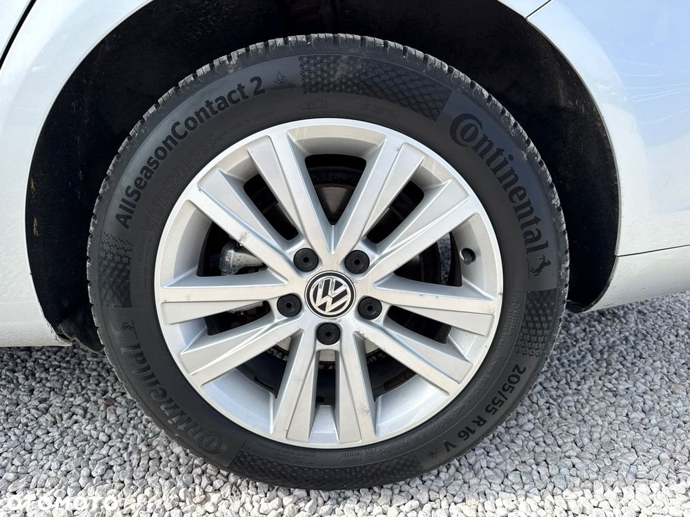Volkswagen Golf 1.6 TDI DPF DSG Style - 10