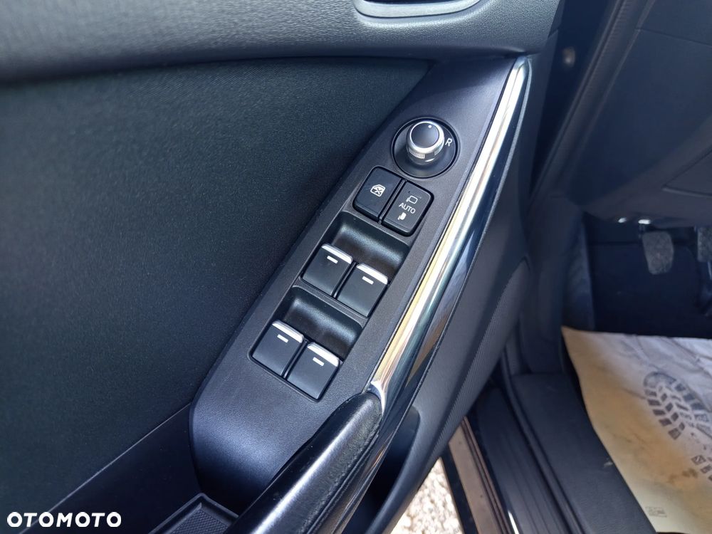Mazda 6 SKYACTIV-G 145 Exclusive-Line - 23