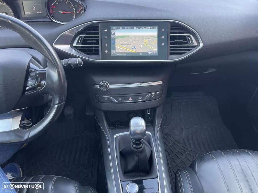Peugeot 308 125 THP Allure - 15