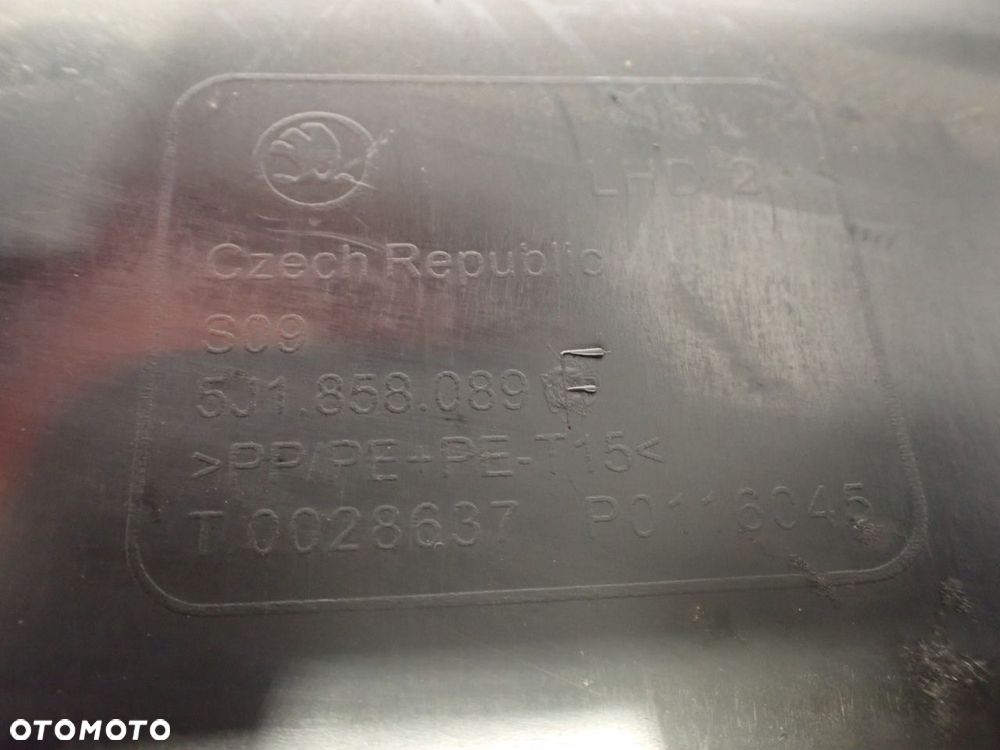 OBUDOWA KONSOLI SKODA ROOMSTER I LIFT - 8