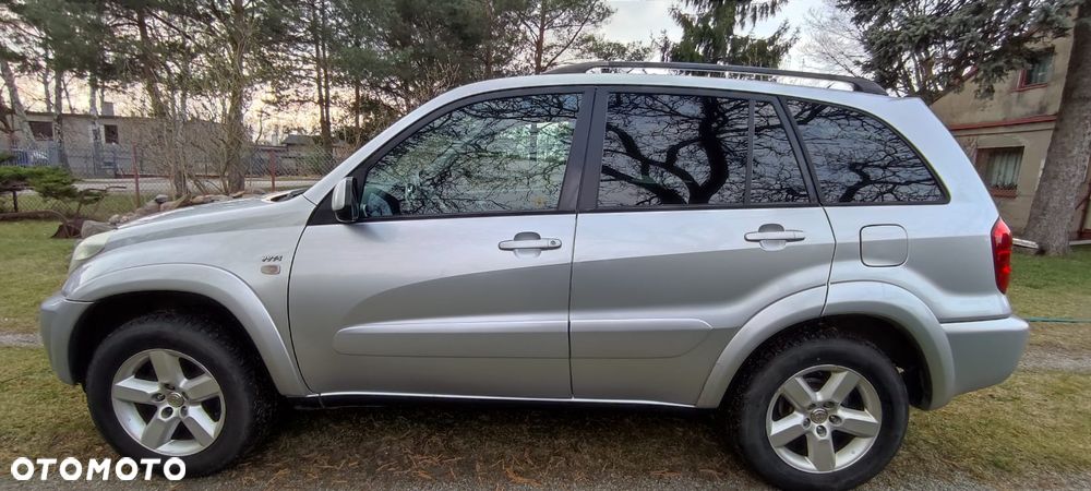 Toyota RAV4 2.0 VVT-i 4x4 - 15
