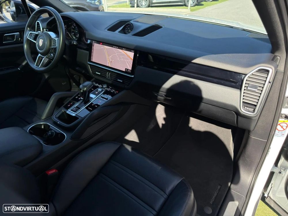 Porsche Cayenne Coupé E-Hybrid Tiptronic S - 24